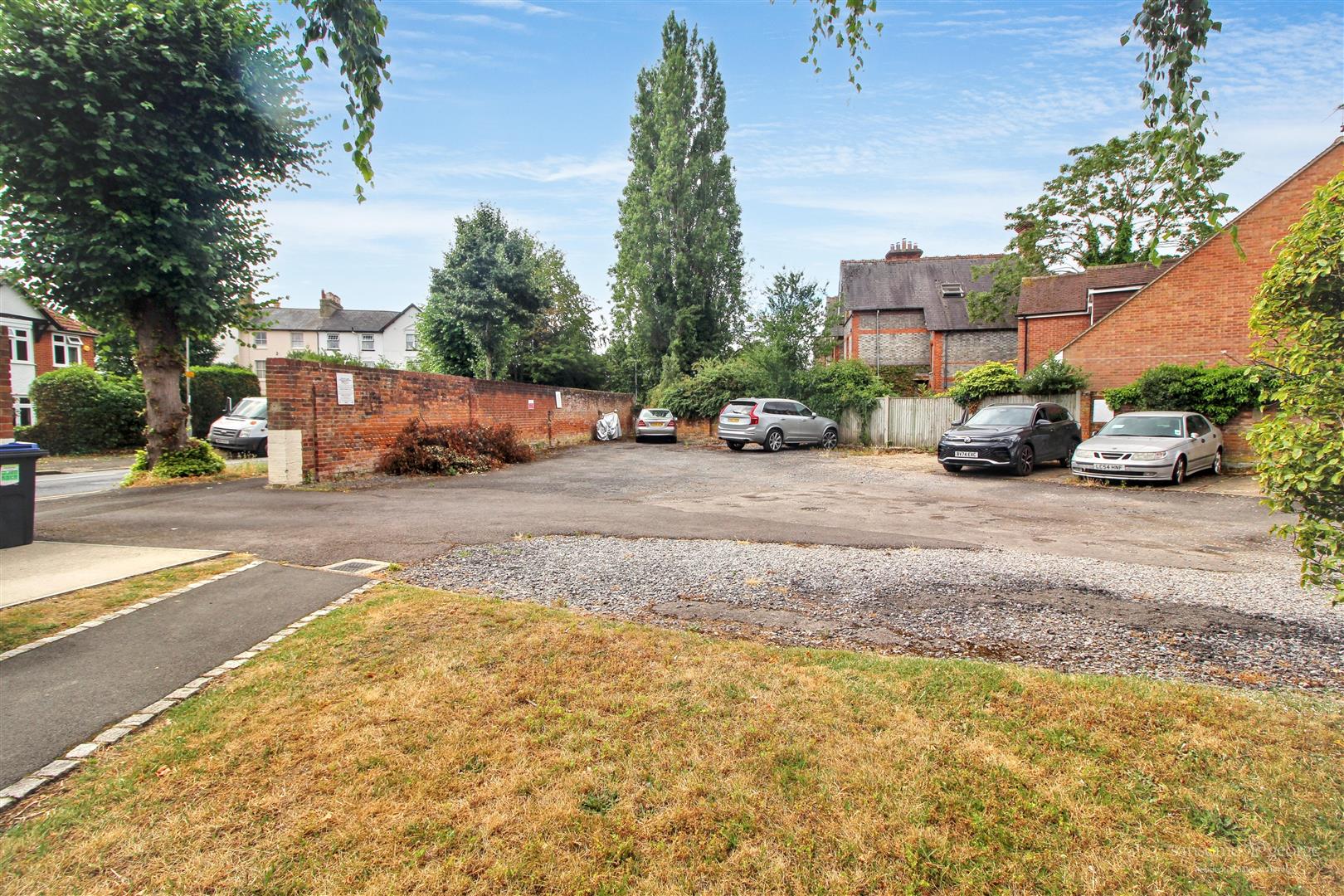 Coley Avenue, Reading